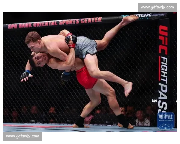 马克亨特VS桑托斯重炮对决全解析站立打击风格碰撞与UFC赛场经典回顾 马克亨特VS桑托斯重炮对决全解析站立打击风格碰撞与UFC赛场经典回顾